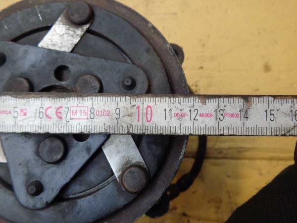 COMPRESSEUR DE CLIMATISATION PSA - Vue 3